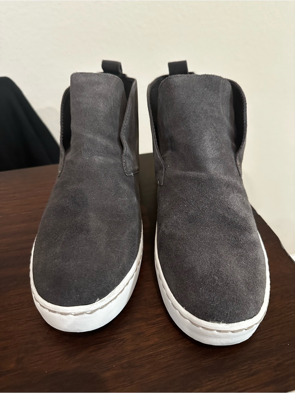 Dolce Vita Women’s Gray Suede Slip-On Wedge Sneakers, Like New